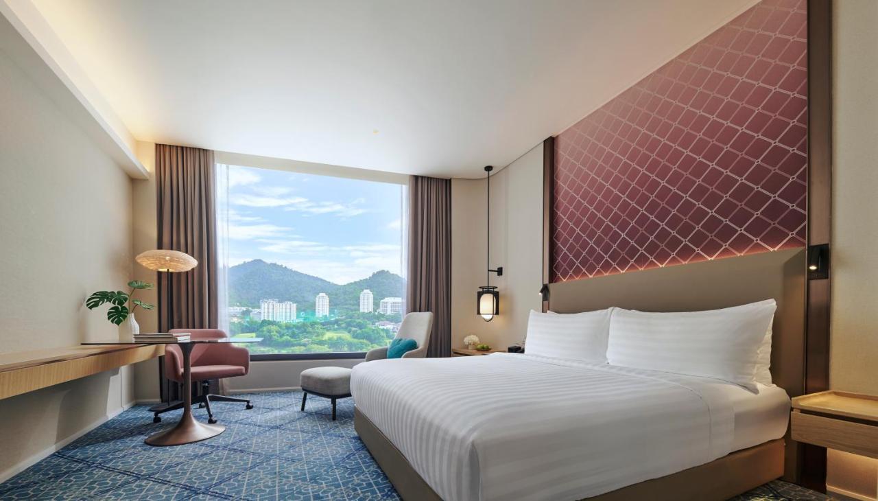 Amari Spice Penang Hotel Bayan Lepas Buitenkant foto Deluxe Room