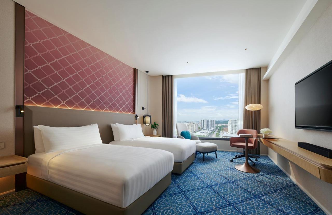 Amari Spice Penang Hotel Bayan Lepas Buitenkant foto