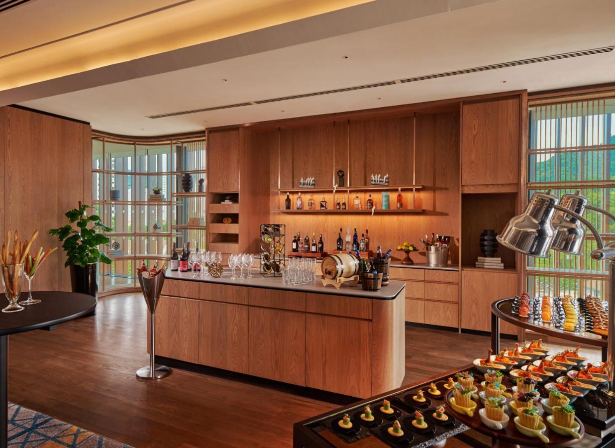 Amari Spice Penang Hotel Bayan Lepas Buitenkant foto The Club at KLIA